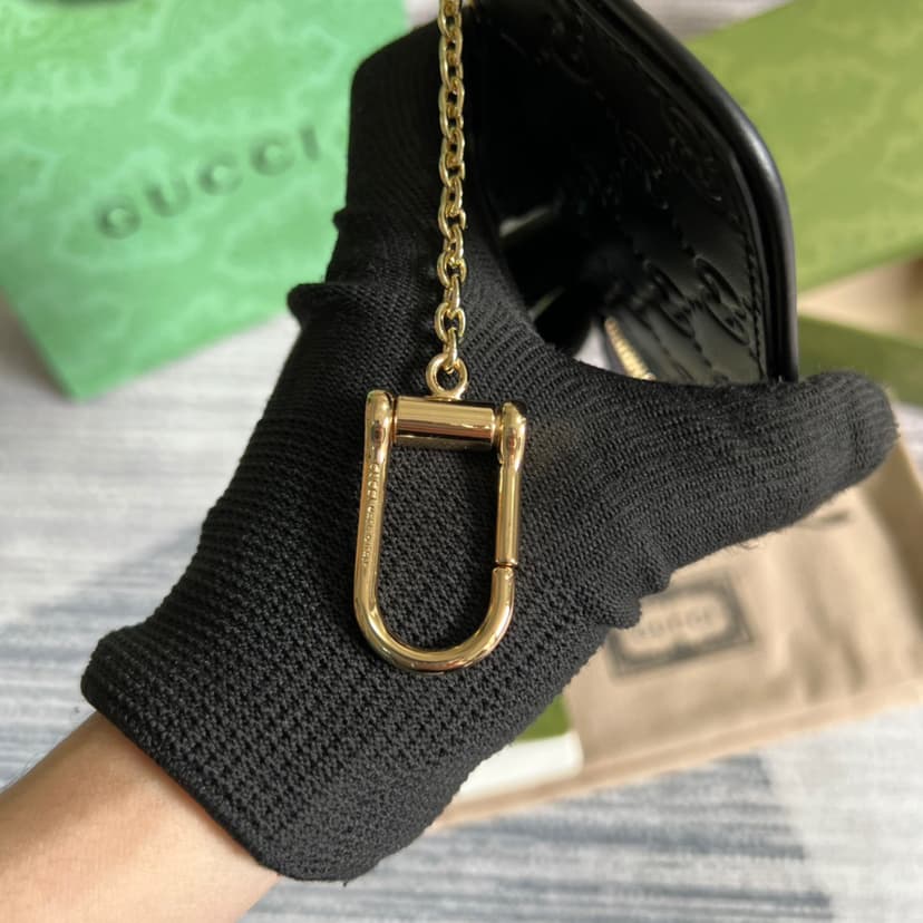 Gucci Signature Key Case Black For Women 4.7in/12cm 447964 CWC1G 1000