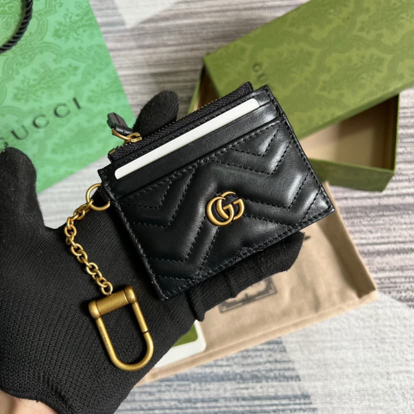 Gucci GG Marmont Keychain Wallet Black/Beige/ Red For Women 627064 DTDHT 1000 3.9 in/ 10 cm