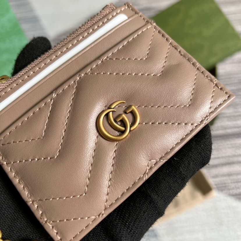 Gucci GG Marmont Keychain Wallet Black/Beige/ Red For Women 627064 DTDHT 1000 3.9 in/ 10 cm