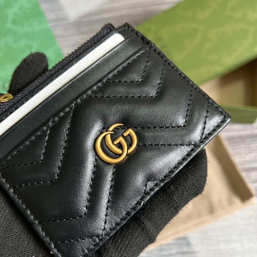 Gucci GG Marmont Keychain Wallet Black/Beige/ Red For Women 627064 DTDHT 1000 3.9 in/ 10 cm