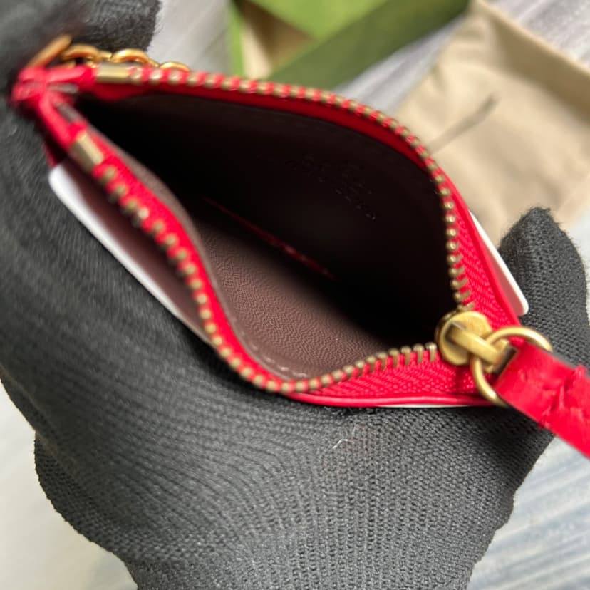 Gucci GG Marmont Keychain Wallet Black/Beige/ Red For Women 627064 DTDHT 1000 3.9 in/ 10 cm