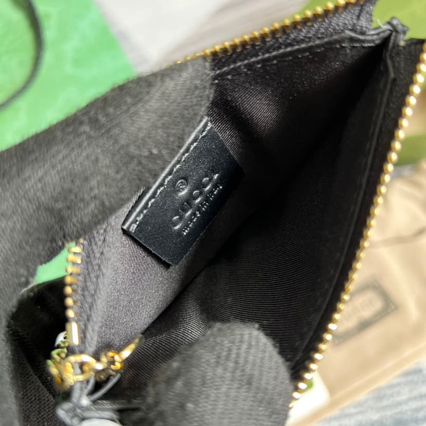 Gucci Signature Key Case Black For Women 4.7in/12cm 447964 CWC1G 1000