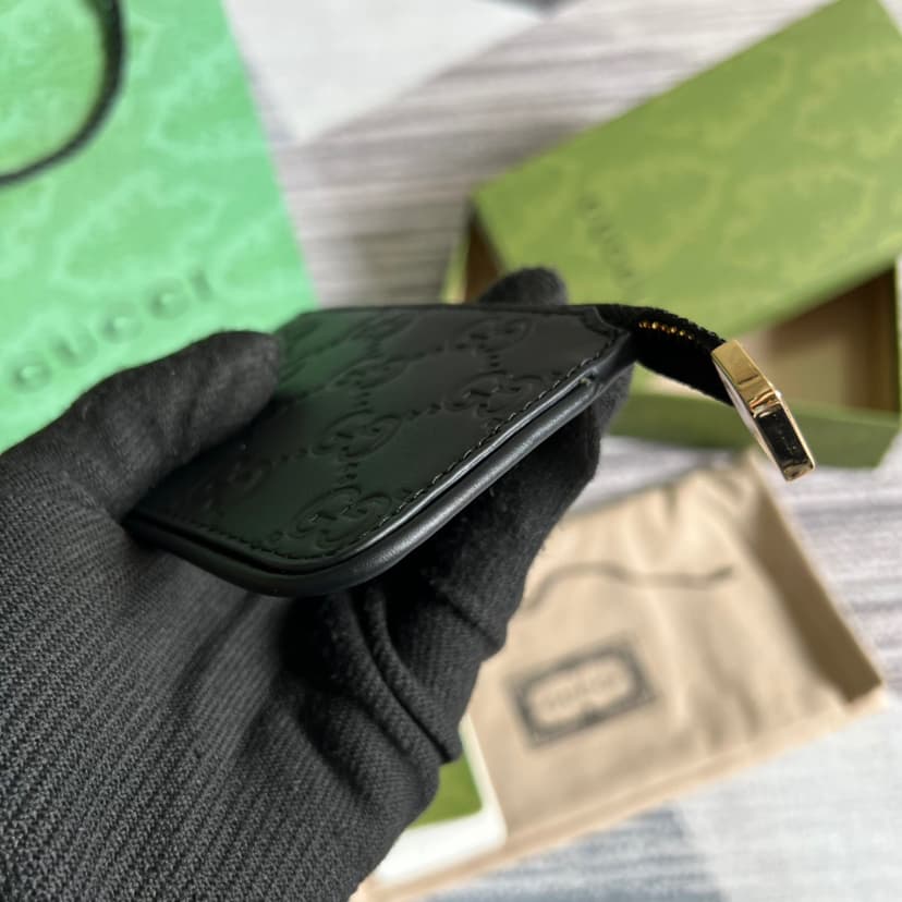 Gucci Signature Key Case Black For Women 4.7in/12cm 447964 CWC1G 1000