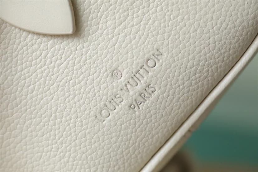 Louis Vuitton Speedy Bandouliere 20 White For Women 8.1in/20.6cm