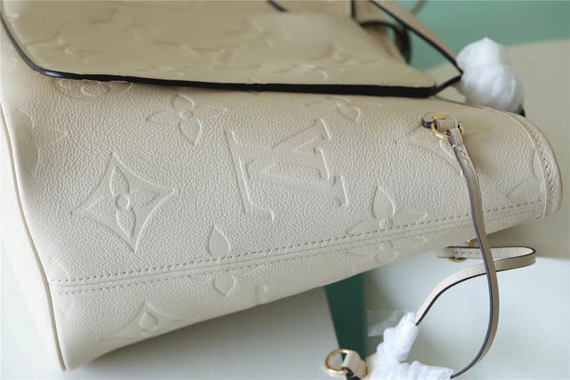 Louis Vuitton Neverfull MM Beige For Women 12.2in/ 31cm M46676