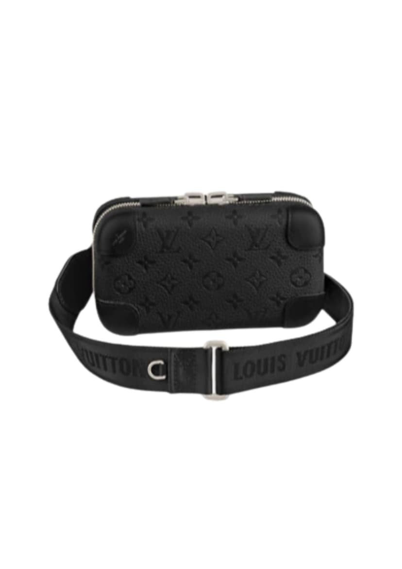 Louis Vuitton Horizon Clutch Black 21cm/ 8.3 in