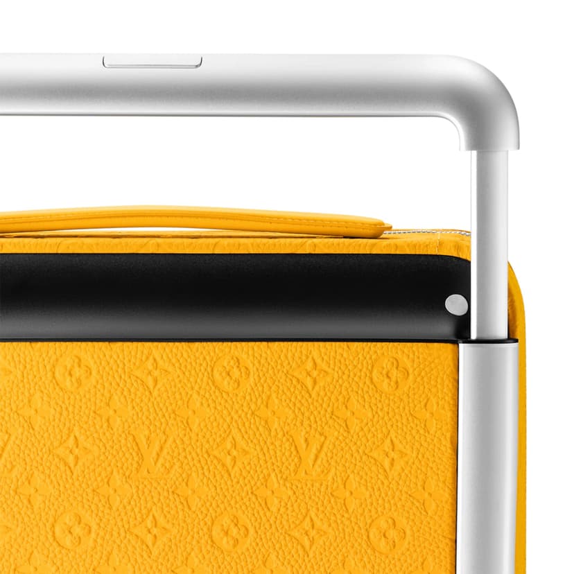 Louis Vuitton Horizon 55 Yellow For Women 21.6 Inches/ 55 Cm M23630