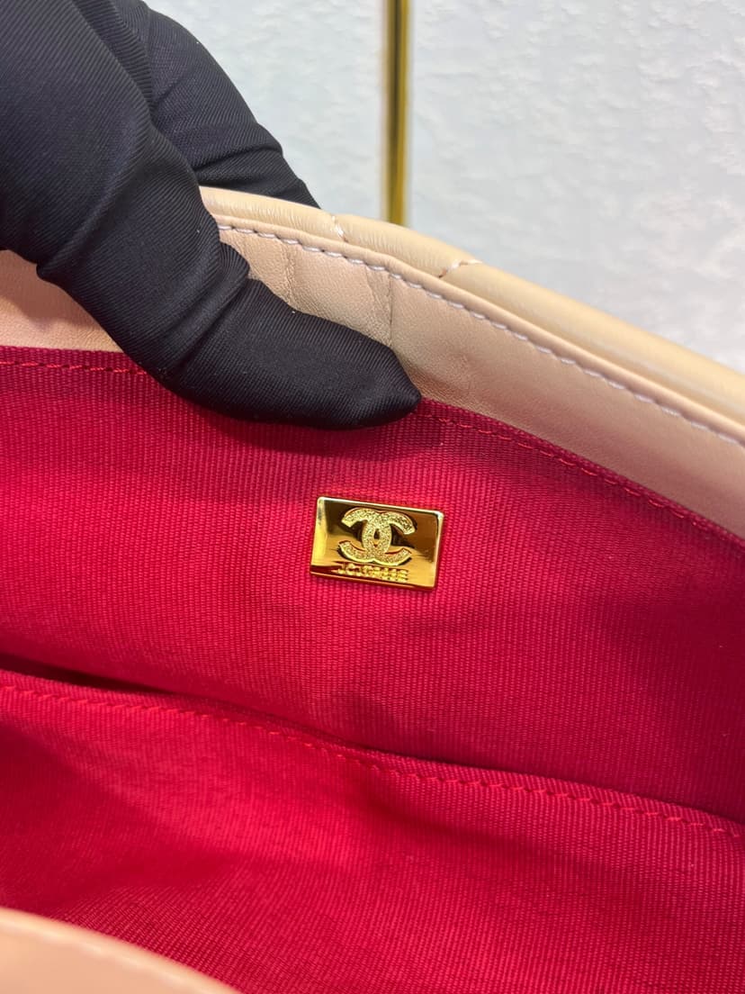 Chanel 19 Flap Bag Beige For Women 10.1in/26cm