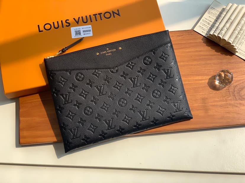Louis Vuitton Daily Pouch Monogram Empreinte Black For Men, Men's Wallet 11.6in/29.5cm LV M62937