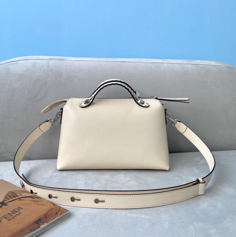 By The Way Medium White For Women, Women's Handbags, Shoulder And Crossbody Bags 10.6in/27cm FF 8BL146