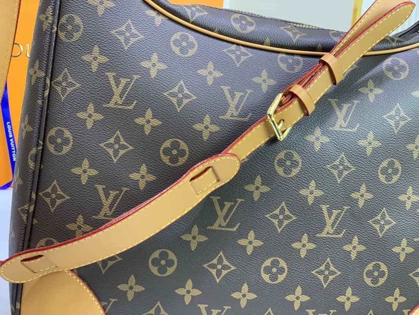 [True-to-ORIGINAL] Louis Vuitton Boulogne 35 Monogram Canvas For Women 13.8in/35cm LV M51260
