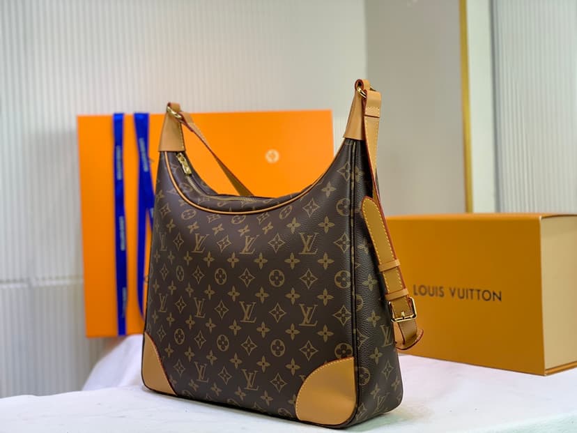 [True-to-ORIGINAL] Louis Vuitton Boulogne 35 Monogram Canvas For Women 13.8in/35cm LV M51260