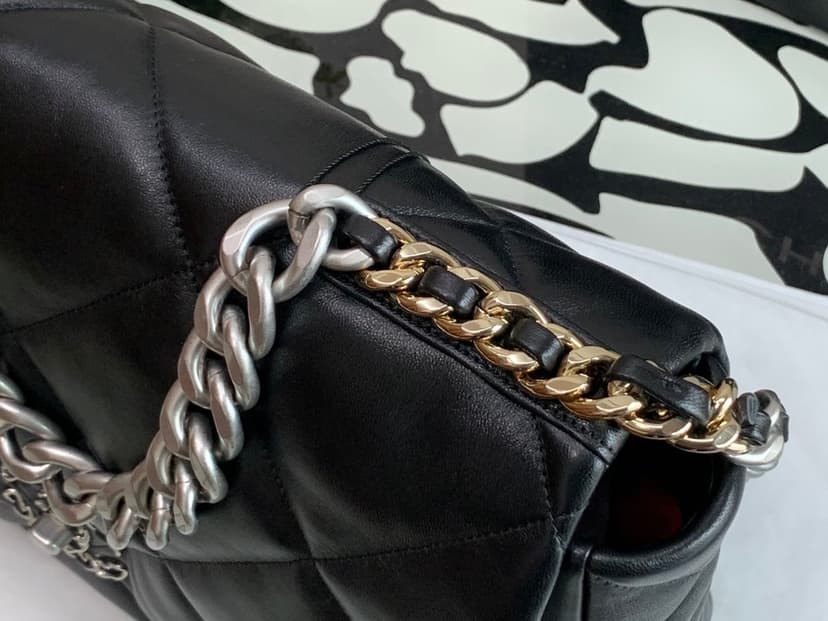 Chanel 19 Maxi Handbag Black For Women 14in/36cm
