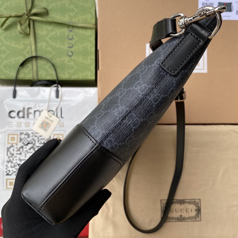 Gucci Black Messenger Black/Grey GG Supreme Canvas Blue And Red Web For Men 14in/35cm 474139 K5ICN 1095