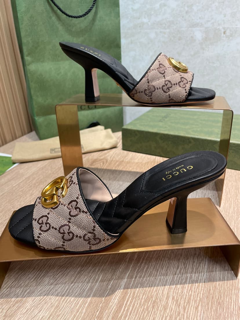 Gucci Double G Slide Sandal Chevron Matelasse Black For Women GG 674839