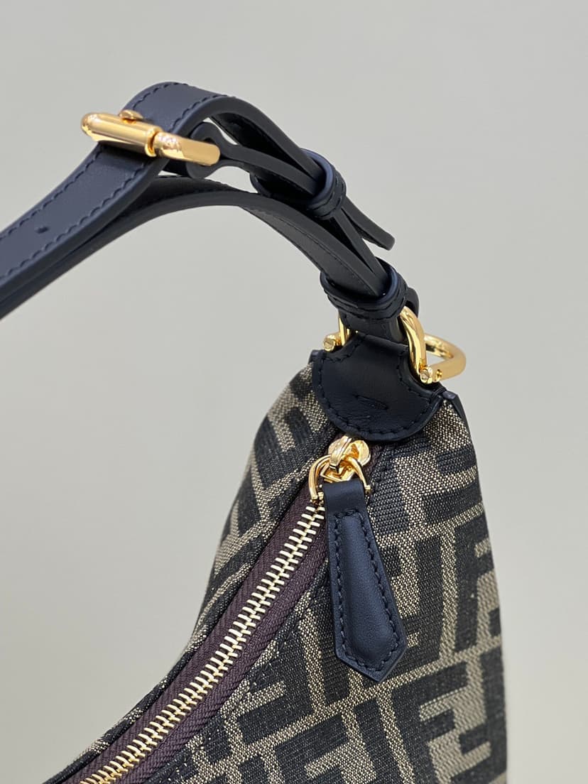 Fendi Fendigraphy Small Brown For Women, Women's Handbags, Shoulder Bags 11.4in/29cm 8BR798