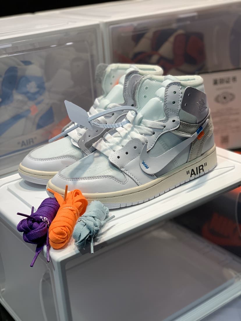Off-White x Nike Air Jordan 1 Retro High in White Sneaker For Women, Women's Shoes