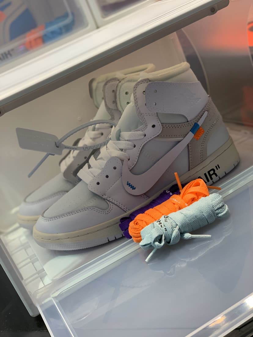 Off-White x Nike Air Jordan 1 Retro High in White Sneaker For Women, Women's Shoes
