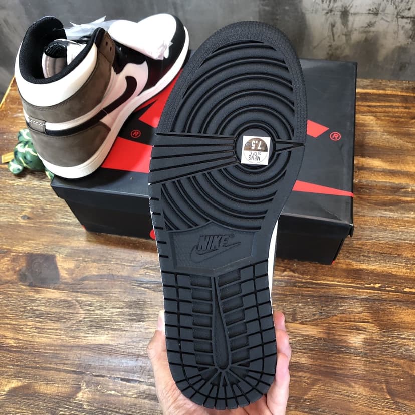Travis Scott x Nike Air Jordan 1 Retro High OG ‘Mocha’ and Black Sneaker For Women, Women's Shoes