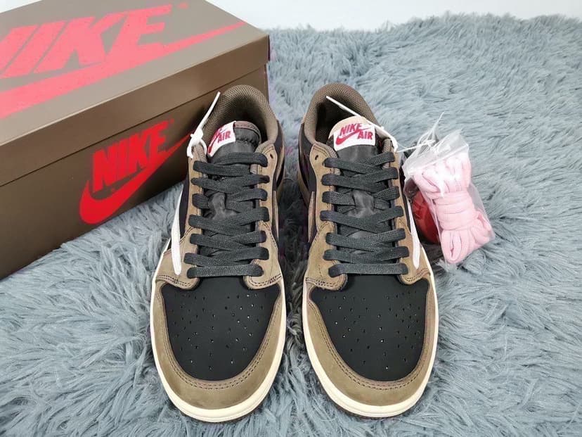 Travis Scott x Air Jordan 1 Low Cactus Jack Brown Sneaker For Women, Women's Shoes