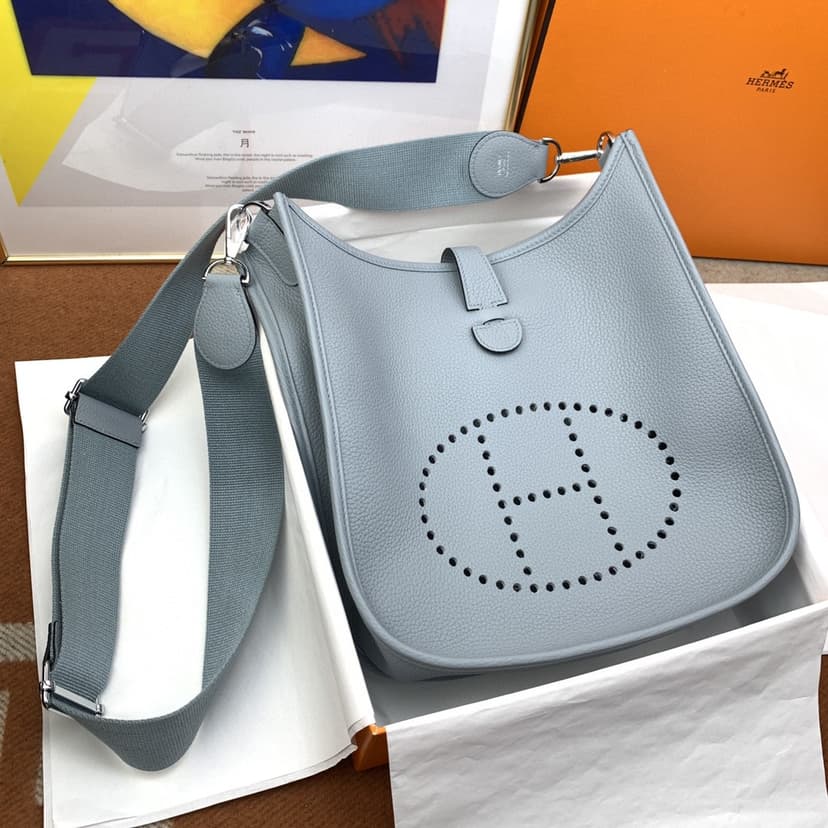 Hermes Evelyne III 29 Bag Light Blue With Silver-Toned Hardware For Women, Women's Shoulder And Crossbody Bags 11.4in/29cm H056277CK18