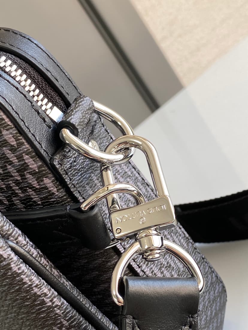 Louis Vuitton Trio Messenger Damier Graphite Black For Men, Men's Bags, Shoulder And Crossbody Bags 9.8in/25cm LV N50017
