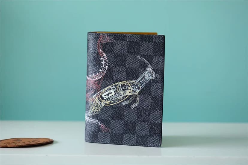Louis Vuitton Passport Cover Damier Graphite Canvas For Men, Men's Wallet 5.5in/14cm LV N64604