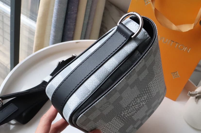 Louis Vuitton Studio Messenger Damier Graphite Plaster For Men, Men's Bags, Shoulder And Crossbody Bags 9.3in/25.3cm LV N50014