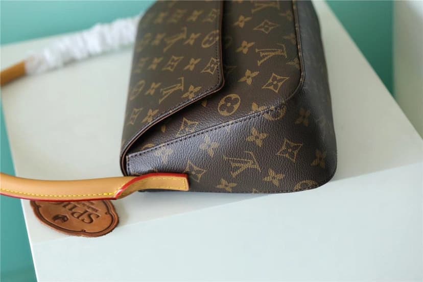 Louis Vuitton Mini Looping Flap Shoulder Bag Monogram For Women 9.4in/24cm Brown LV M51147