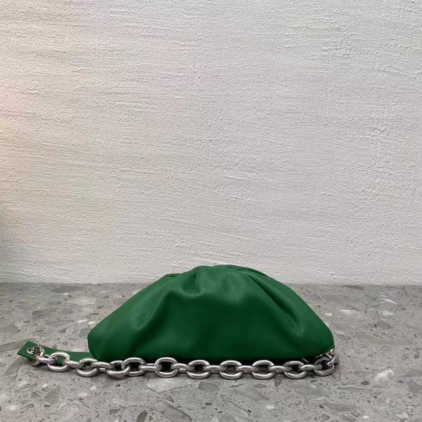Bottega Veneta Chain Pouch Green, For Women, Women?s Bags 12.2in/31cm
