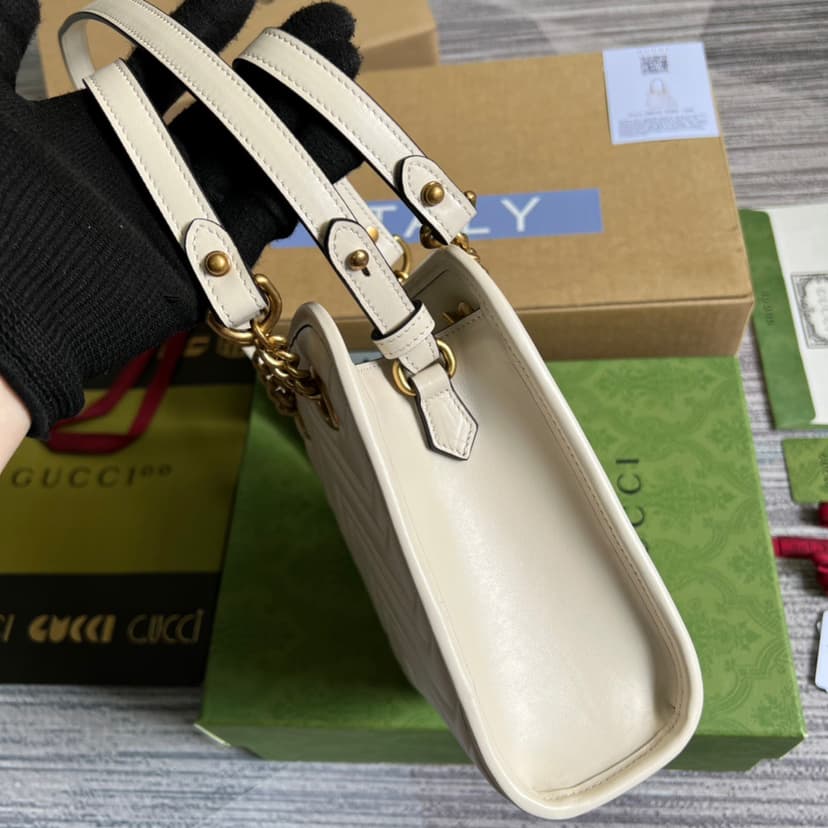 Gucci Marmont Matelasse Mini Bag White For Women, Women's Bags 7.5in/19cm GG ?696123 DTDHT 9022