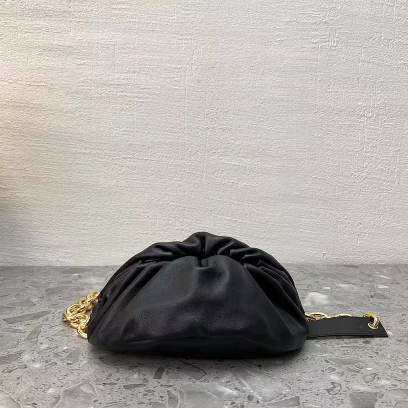 Bottega Veneta Chain Pouch Black, For Women, Women?s Bags 12.2in/31cm
