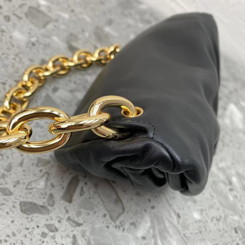 Bottega Veneta Chain Pouch Black, For Women, Women?s Bags 12.2in/31cm