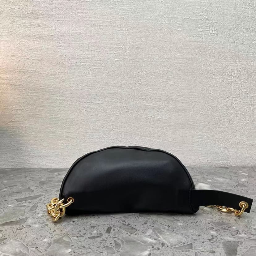 Bottega Veneta Chain Pouch Black, For Women, Women?s Bags 12.2in/31cm