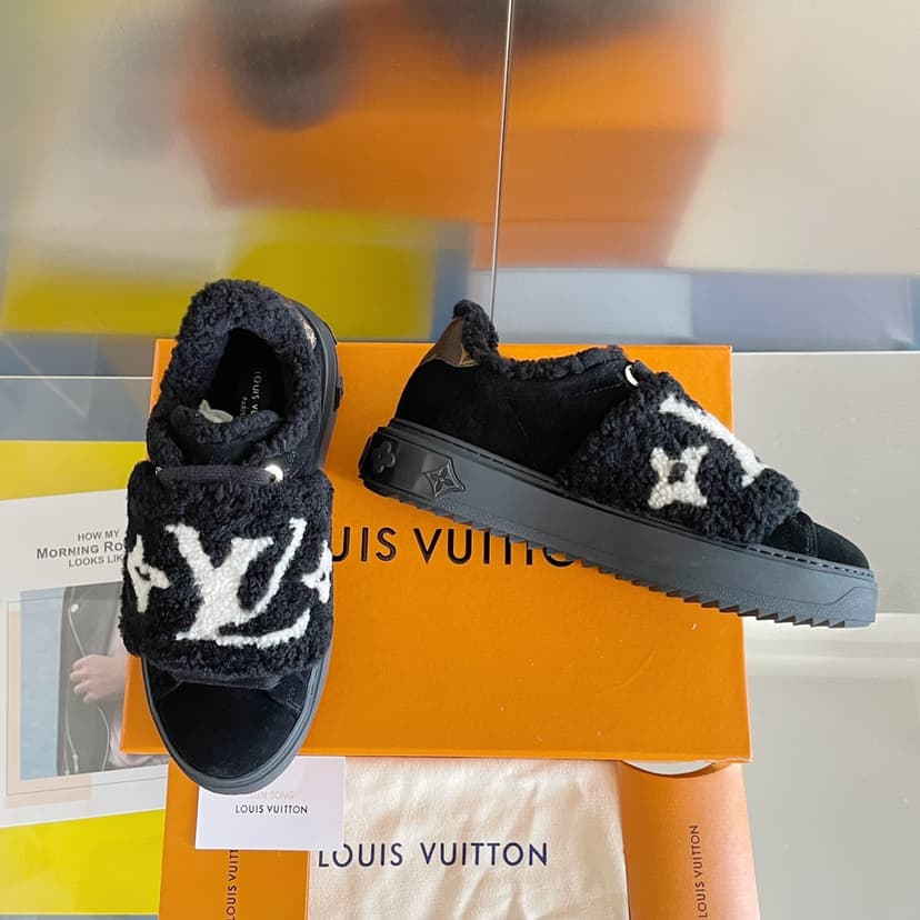 Louis Vuitton Women's Time Out Sneaker Black For Women LV 1AADTK