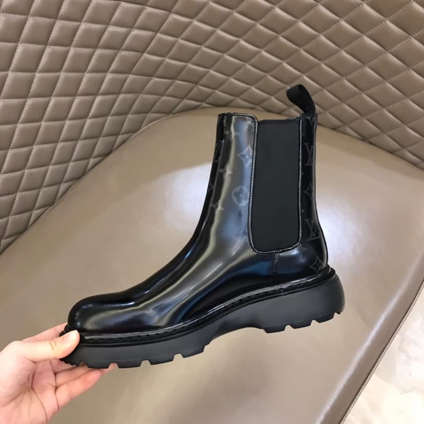 Louis Vuittion LV Bold Chelsea Boot Black For Men LV 1A9FE5