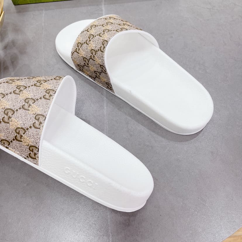 Gucci Men's GG Slide Sandal With Bees White And Brown For Men 407345