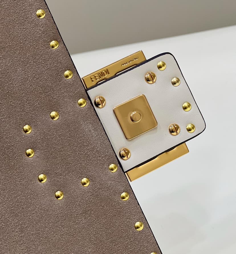 [True-to-ORIGINAL] Fendi Mon Baguette Medium White Bag For Woman 28cm/11in 8BR600AHMQF1FIR