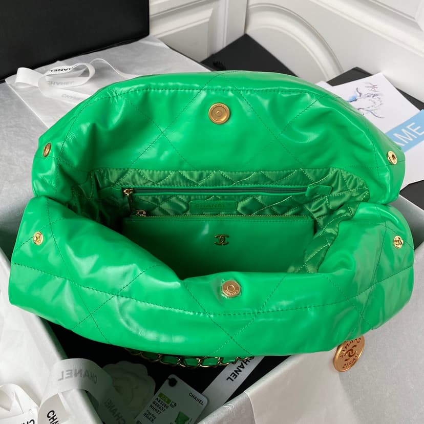 Chanel 22 Handbag Gold Hardware Shiny Green For Women, Women's Handbags, Shoulder Bags 16.5in/38cm AS3261
