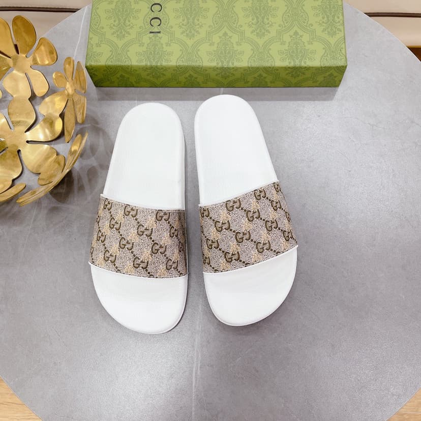 Gucci Men's GG Slide Sandal With Bees White And Brown For Men 407345