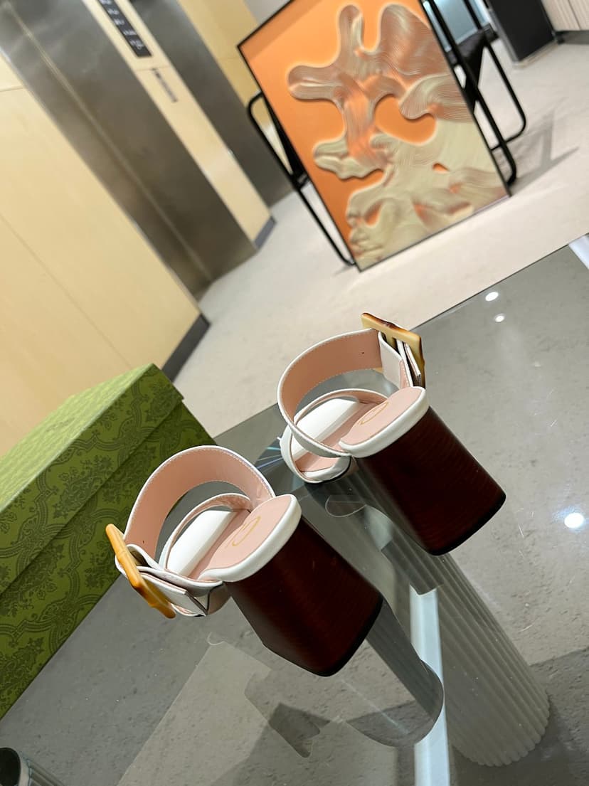 Gucci Women's Sandal With Bamboo Buckle White For Women GG‎ 674821 C9D00 9022