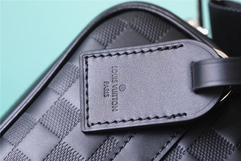 Louis Vuitton Sirius Messenger Damier Infini Onyx For Men, Men's Bags, Shoulder And Crossbody Bags 10.6in/27cm LV N45286