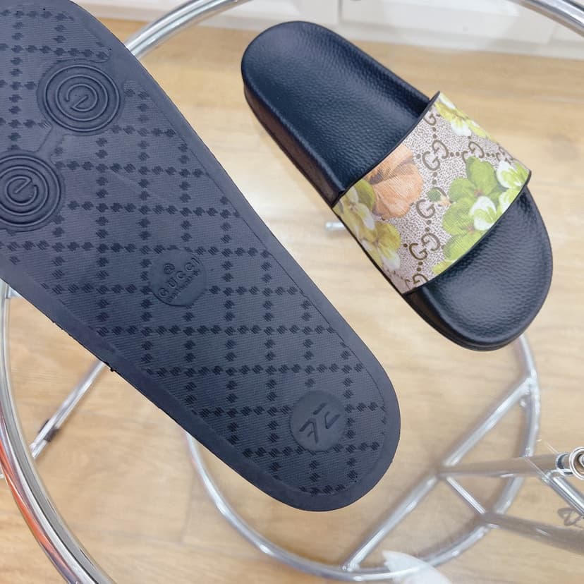 Gucci Men's GG Pursuit Floral Slider Green For Men 407345