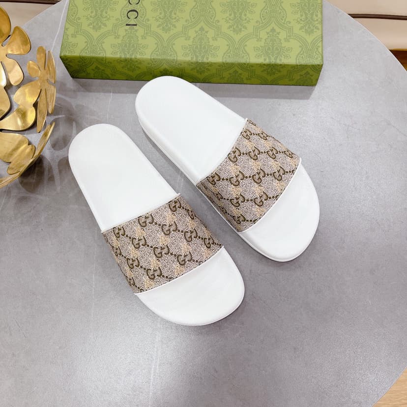 Gucci Men's GG Slide Sandal With Bees White And Brown For Men 407345