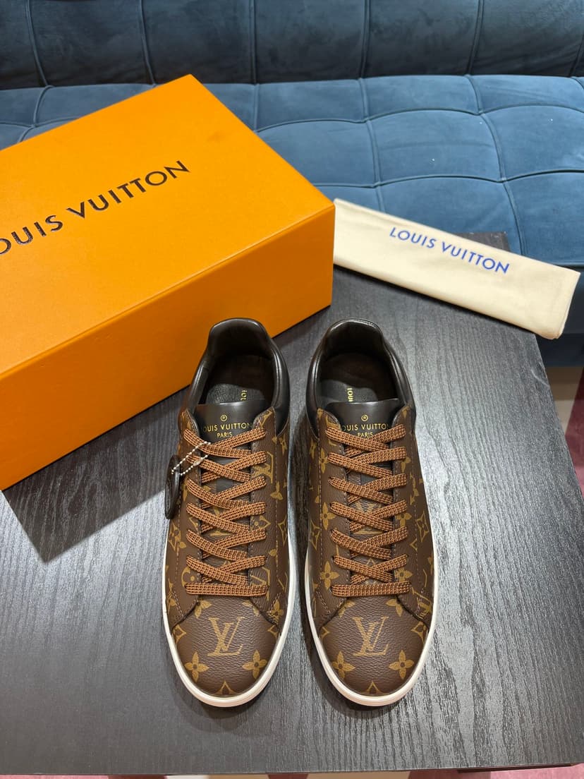 Louis VuittionLuxembourg Sneaker Brown For Men LV 1A4PAF