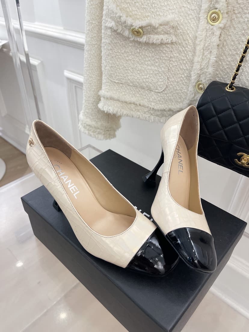 Chanel Women's Pump &amp; Grosgrain Beige For Women