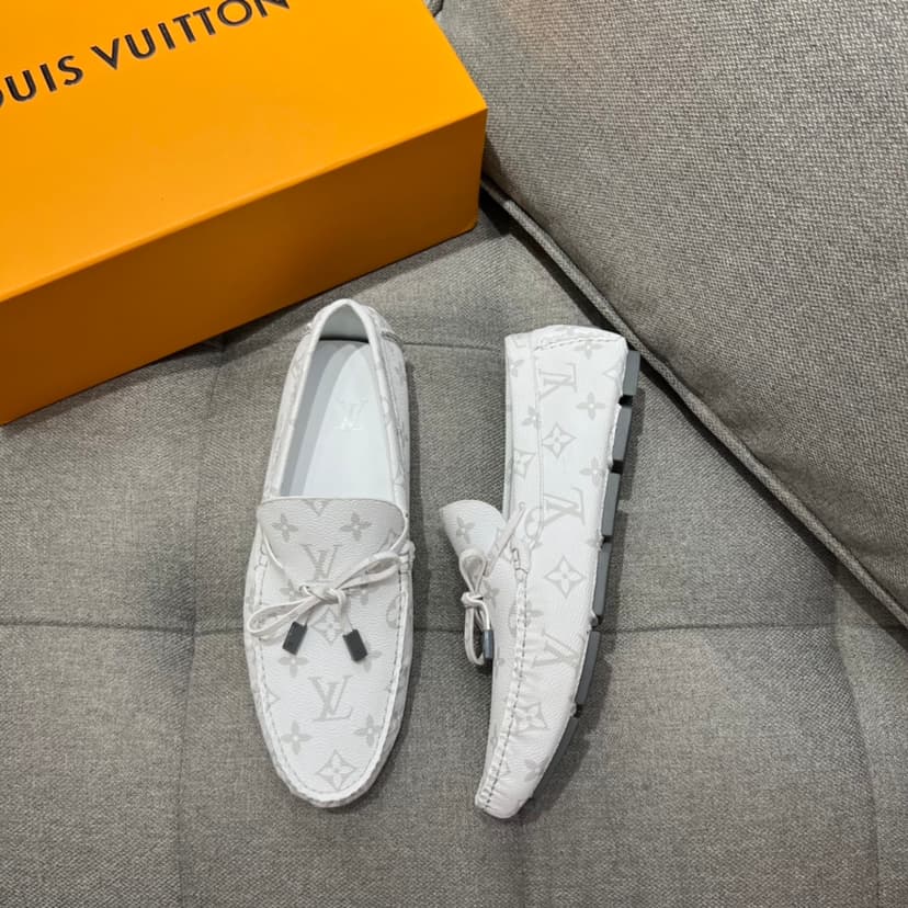 Louis Vuittion LV Driver Moccasin White For Men LV 1AAF46