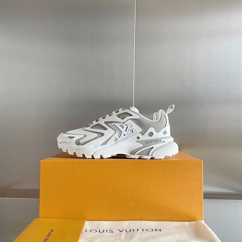 Louis Vuitton Men's LV Runner Tatic Sneaker White For Men LV 1A9TUZ