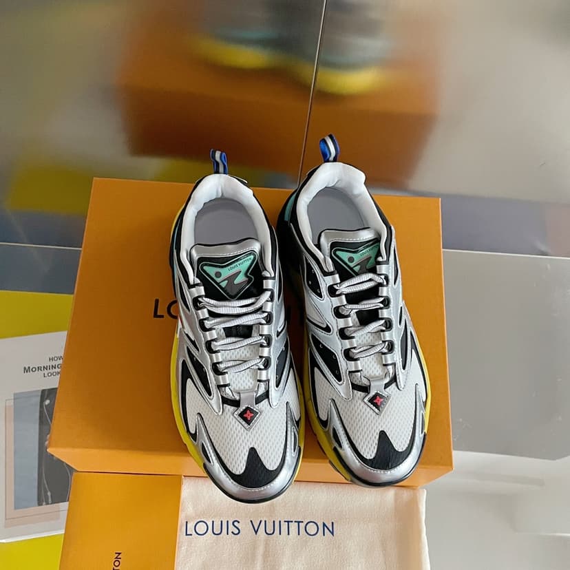 Louis Vuitton Men's LV Runner Tatic Sneaker Sliver For Men LV