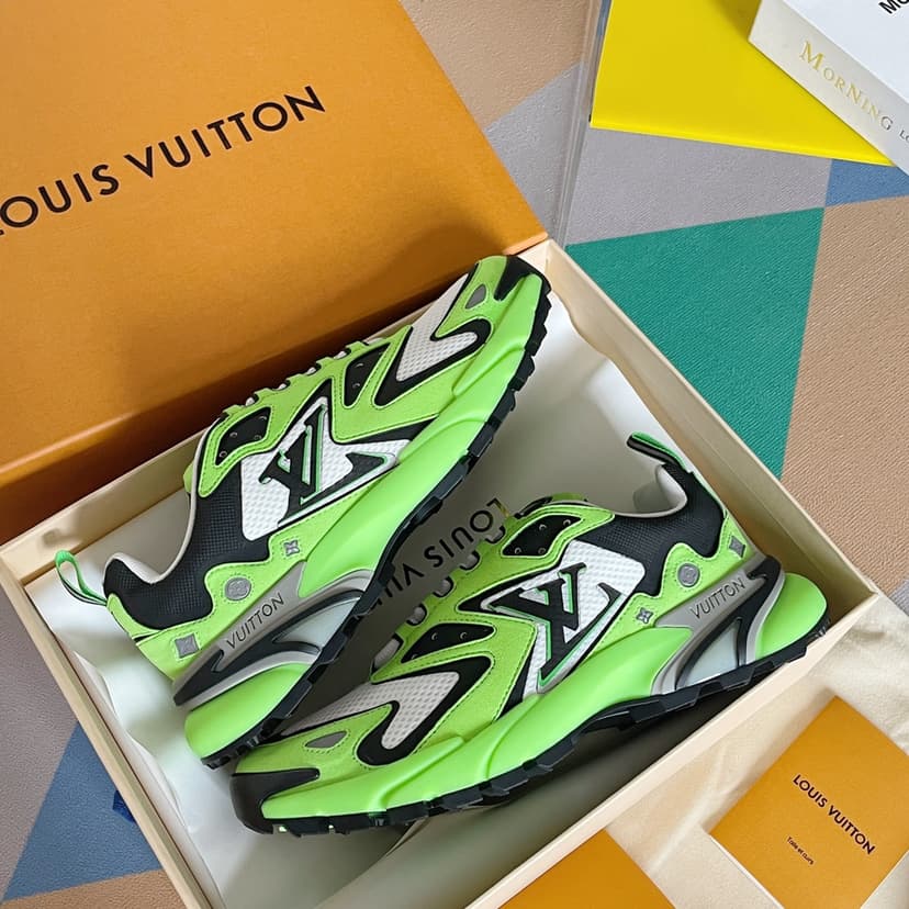 Louis Vuitton Men's LV Runner Tatic Sneaker Green For Men LV 1A9JER